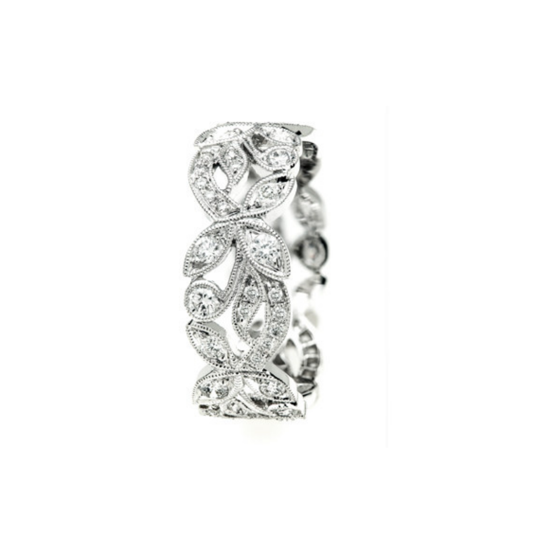 whtie gold ring with diamonds on a white background, Zappacosta jewels 