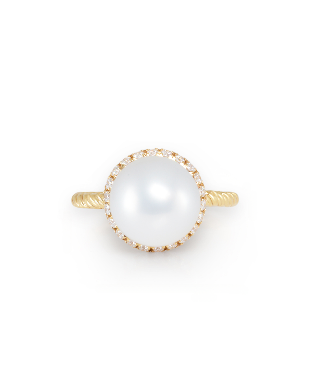 yellow Gold ring with a White South Sea Pearl with Diamond Halo in Yellow Gold on a white background, Zappacosta Jewels 