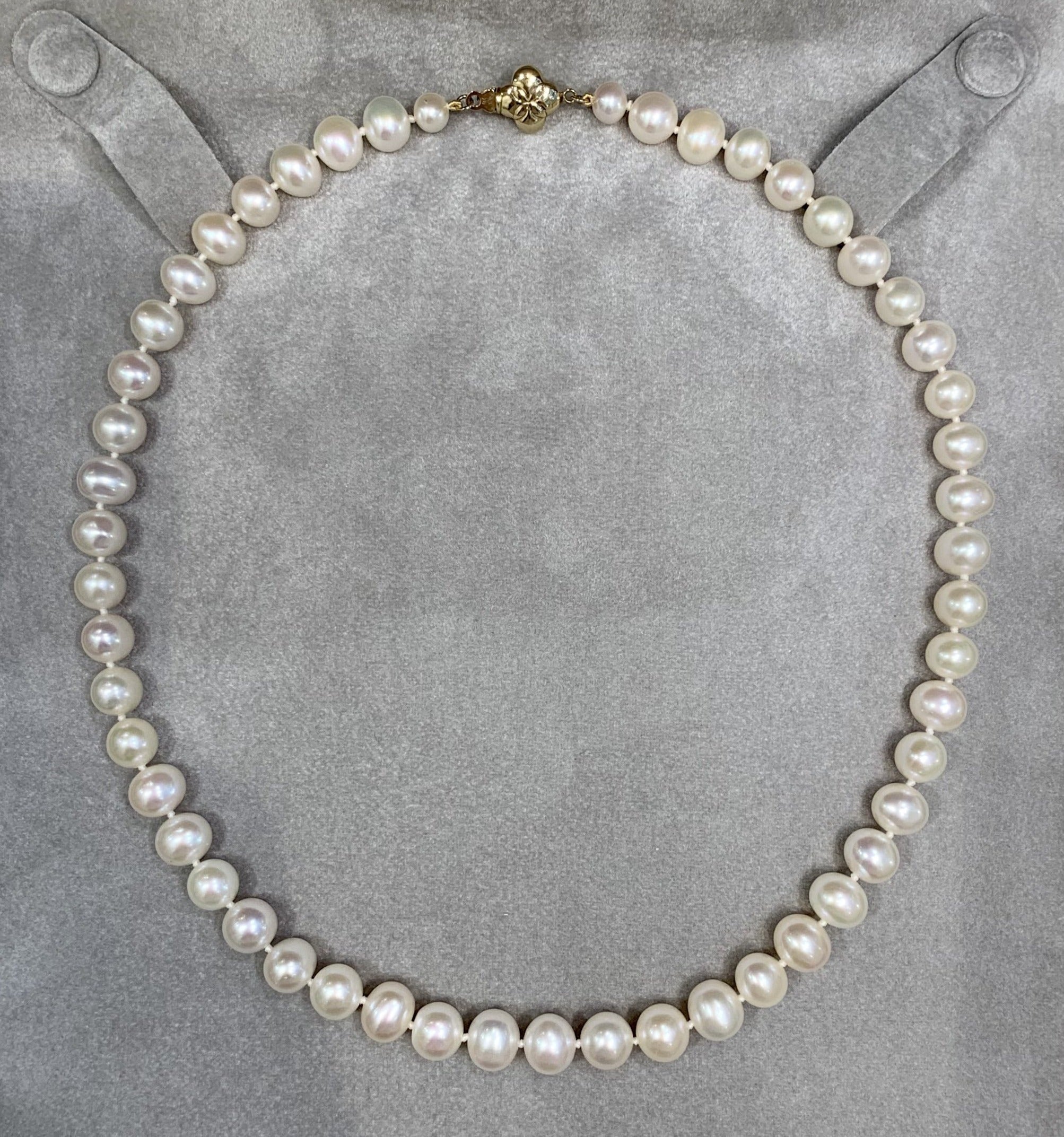 Stunning White Fresh Water Pearl Necklace with Yellow Gold Clasp