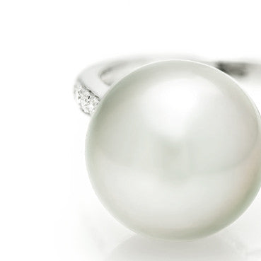 Natural Australian South Sea Pearl and Diamond Ring set in 18ct White Gold