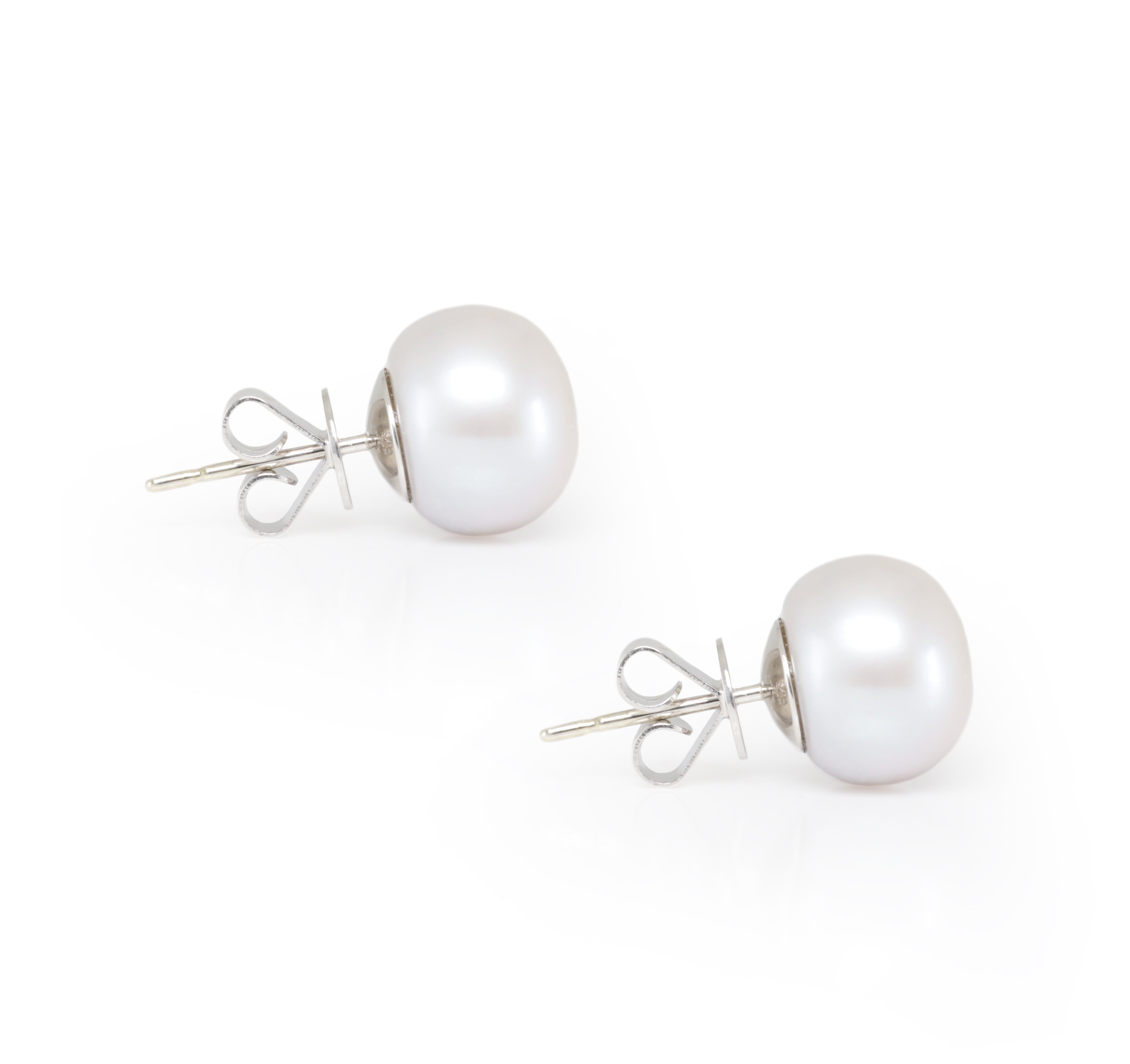 10mm Light Grey Freshwater Pearl Studs
